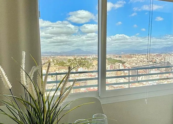 Apartament Luceros Sky Alicante